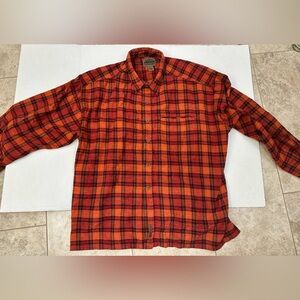Flyshacker Men's Red and Orange flannel Plaid Shirt, XXL, excellent condition.